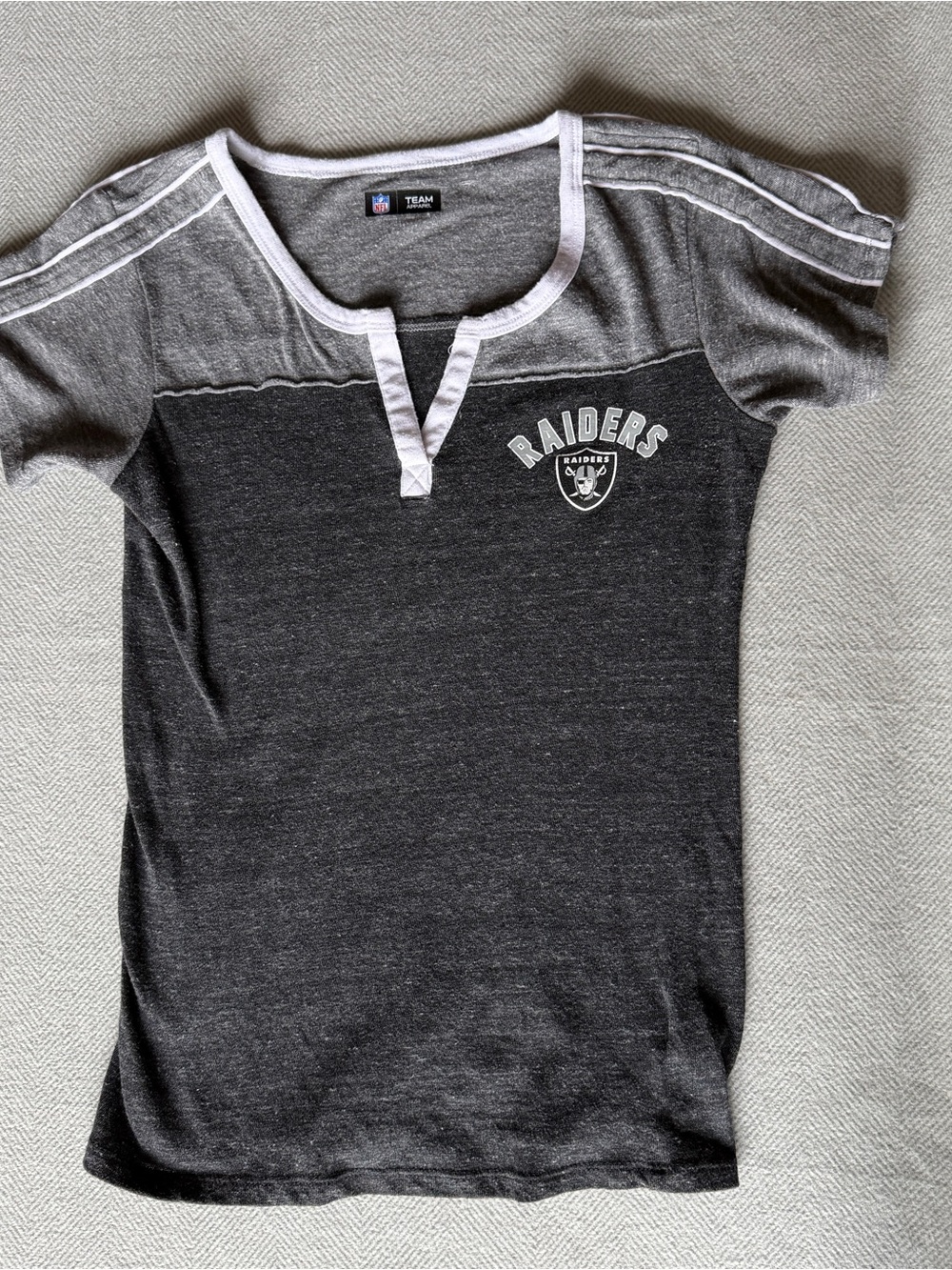 Women’s Las Vegas Raiders Short Sleeve Tee